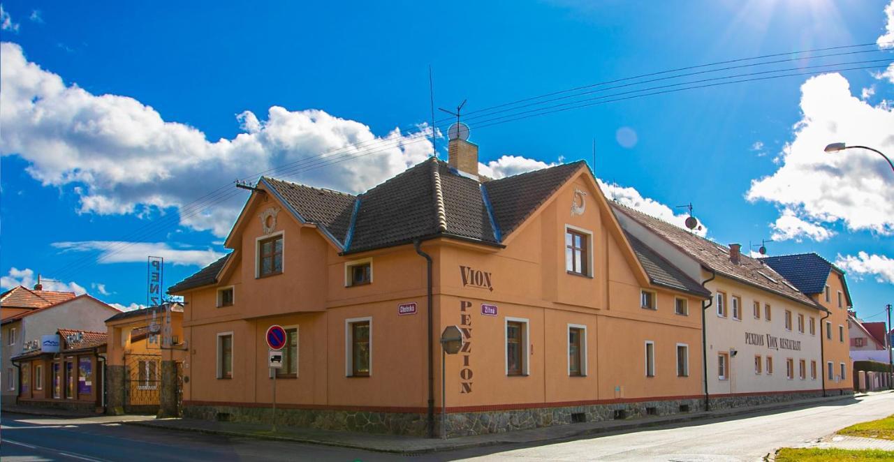 Penzion Vion Pilsen Exterior foto